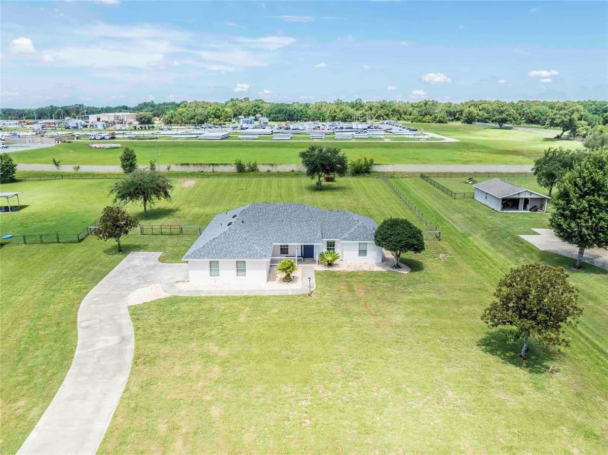 9170 COUNTY ROAD 128D ROAD — photo 31 of 35