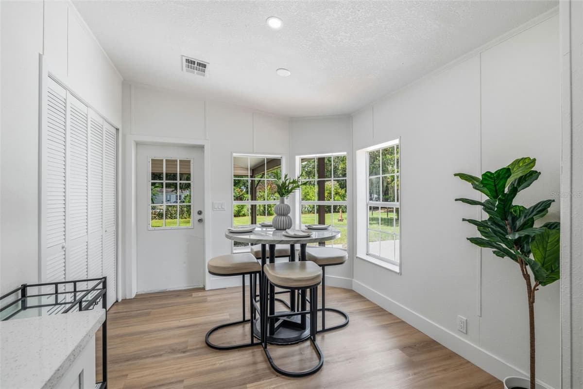 5005 SUGAR OAK LANE — photo 14 of 30