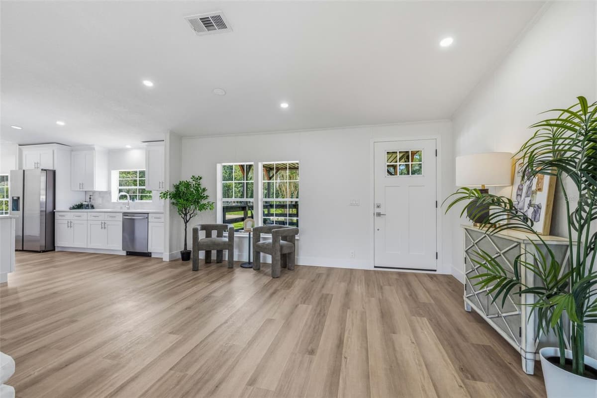 5005 SUGAR OAK LANE — photo 5 of 30