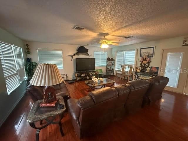 545 150TH AVENUE — photo 23 of 26