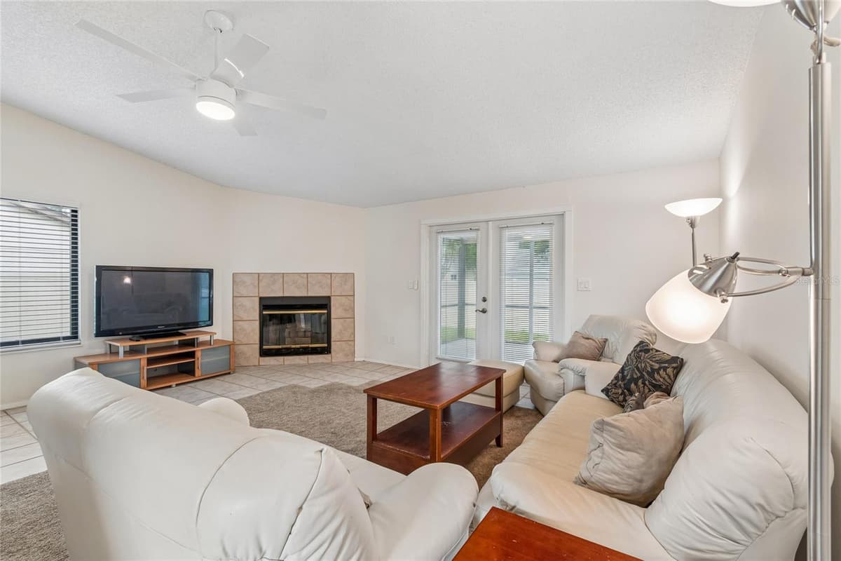 10305 TURKEY OAK DRIVE — photo 3 of 27