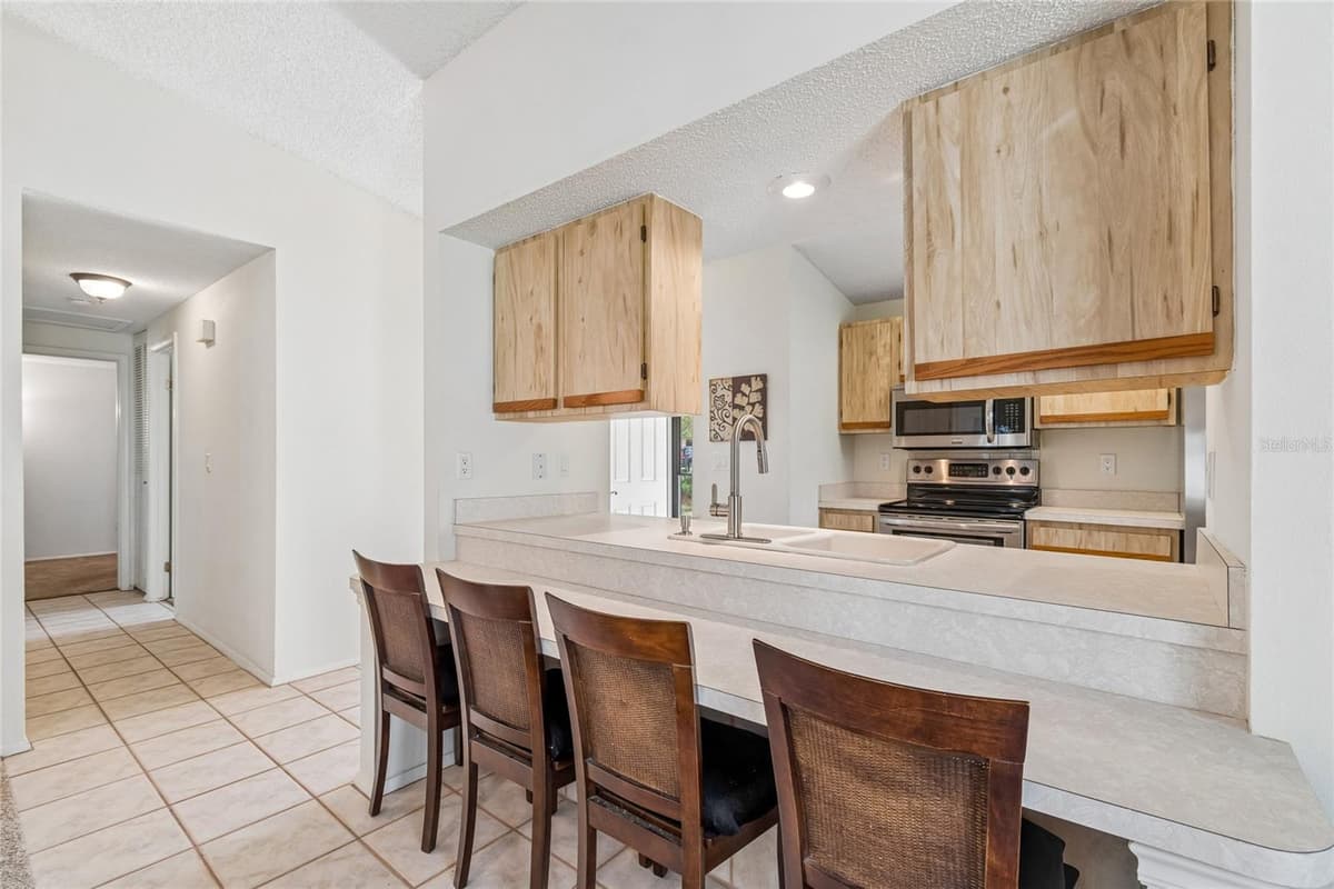 10305 TURKEY OAK DRIVE — photo 5 of 27
