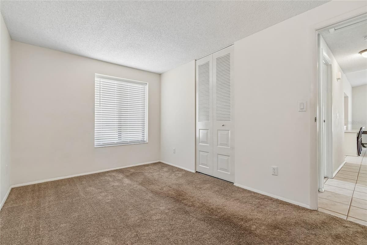 10305 TURKEY OAK DRIVE — photo 11 of 27