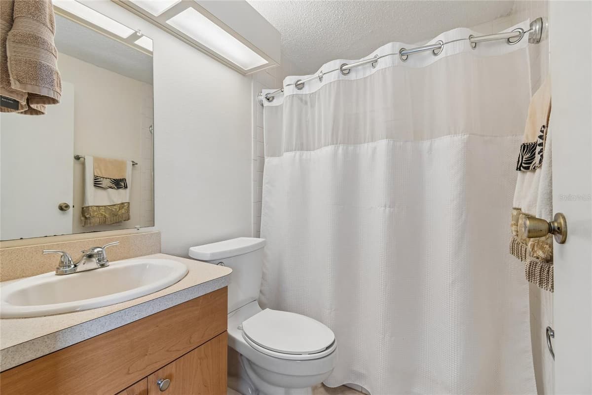 10305 TURKEY OAK DRIVE — photo 9 of 27