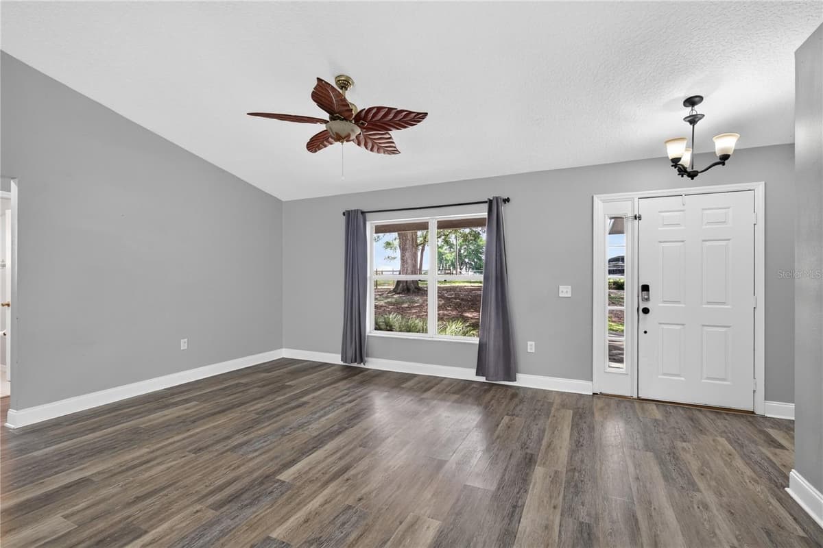 24307 ADAIR AVENUE — photo 5 of 42