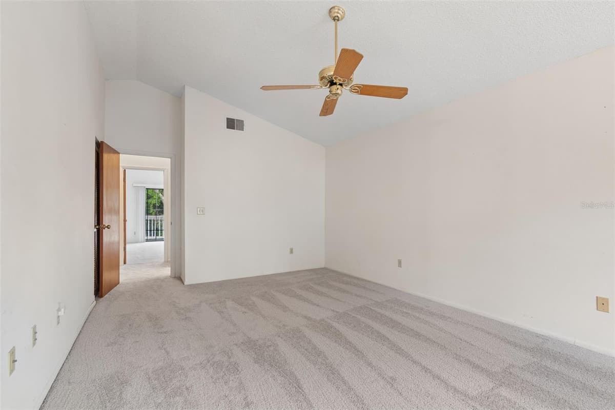 609 GREEN VALLEY ROAD — photo 48 of 75