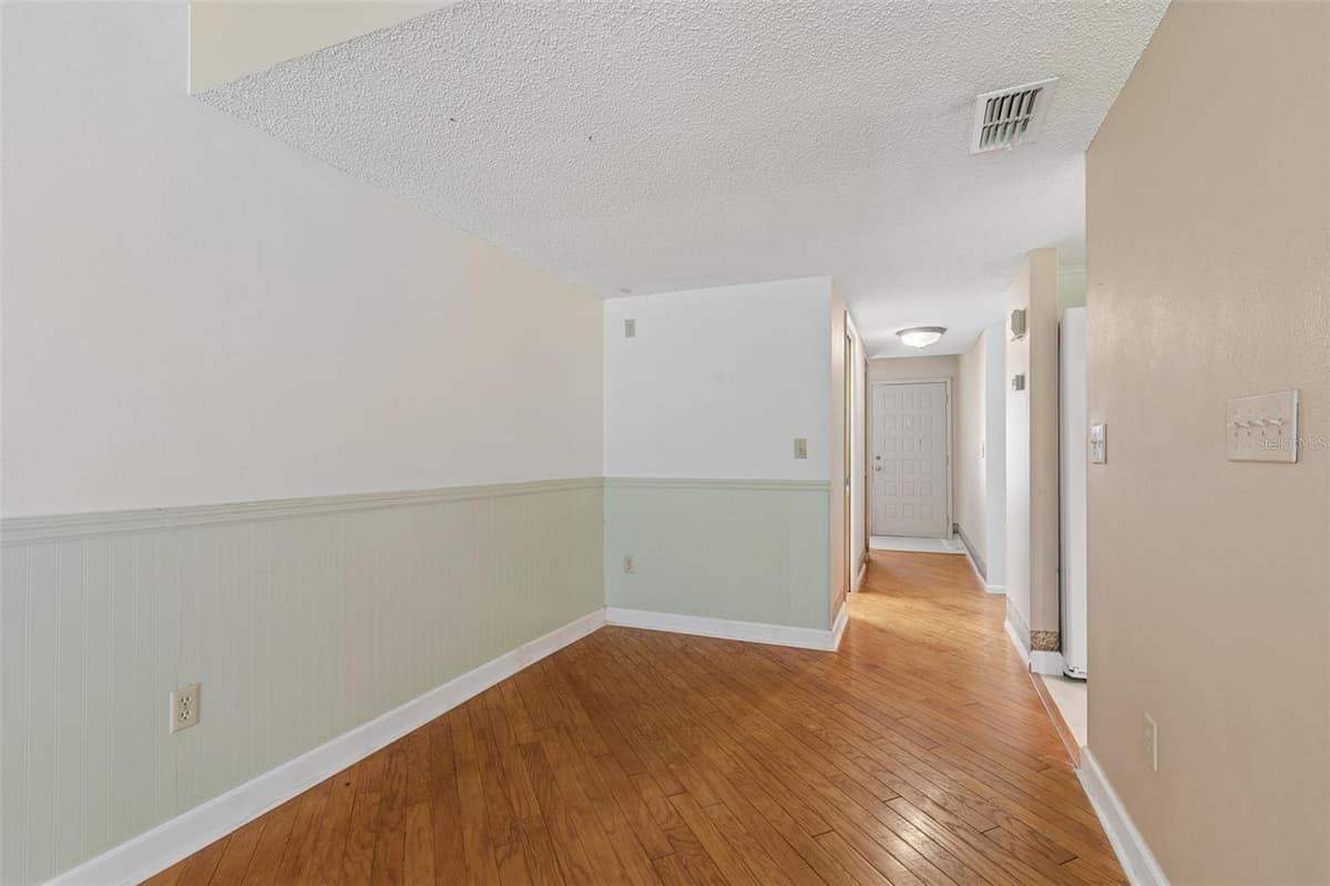 609 GREEN VALLEY ROAD — photo 15 of 75