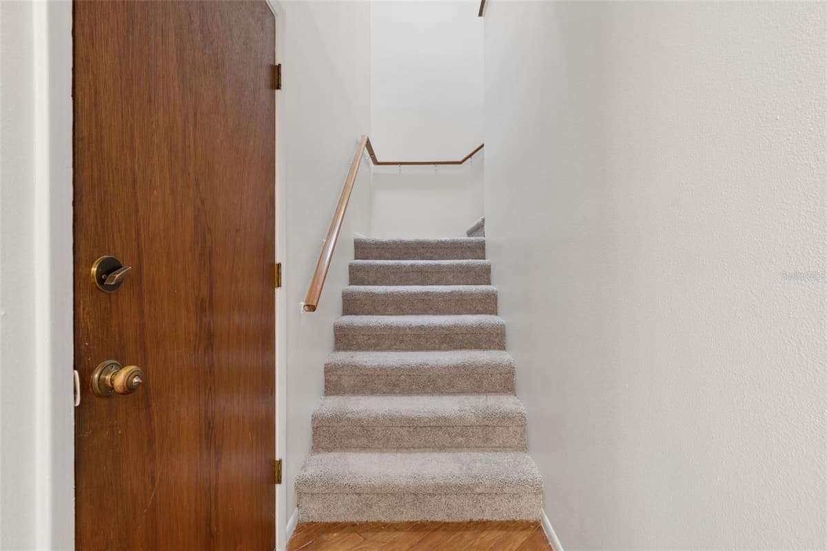 609 GREEN VALLEY ROAD — photo 32 of 75