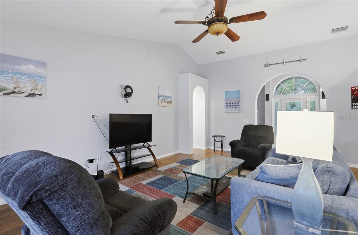 2208 KATANA PLACE — photo 12 of 39