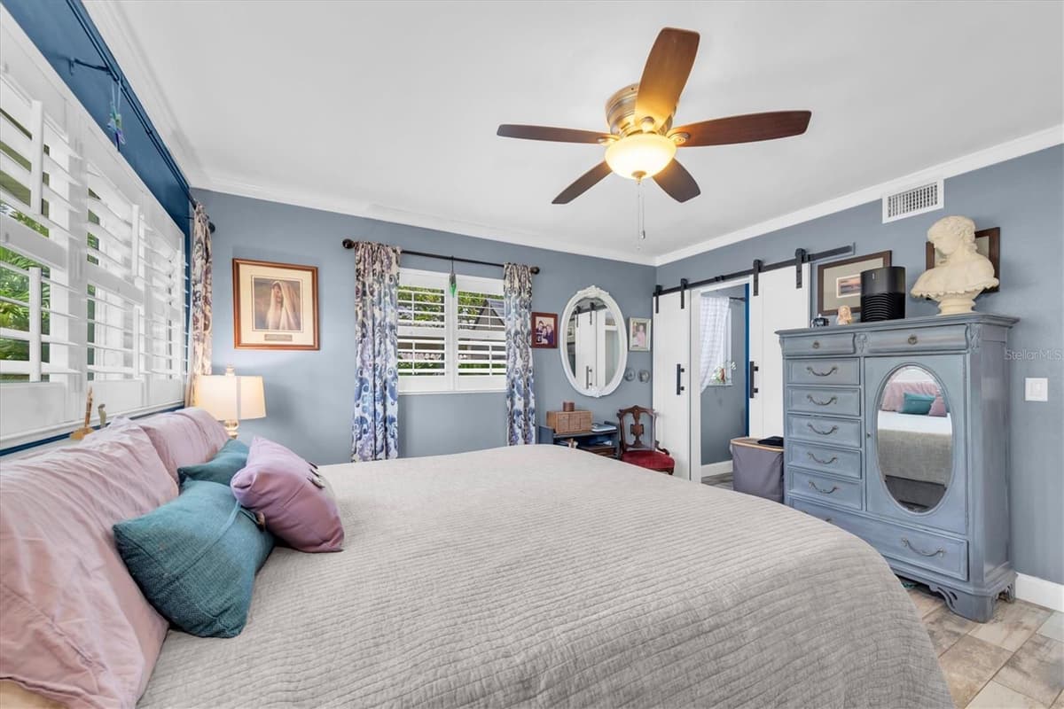 37 SOUTHWIND DRIVE — photo 21 of 72