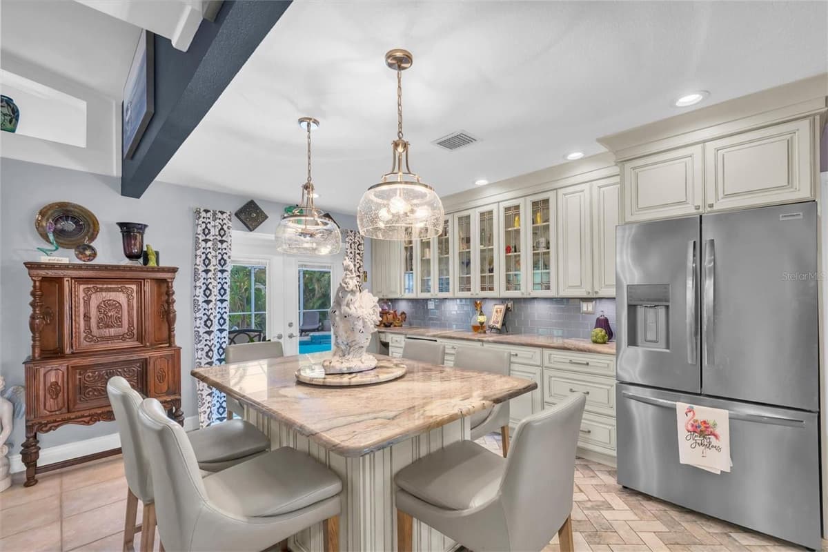 37 SOUTHWIND DRIVE — photo 15 of 72