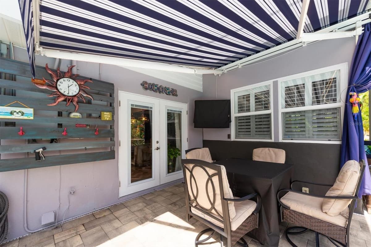37 SOUTHWIND DRIVE — photo 43 of 72
