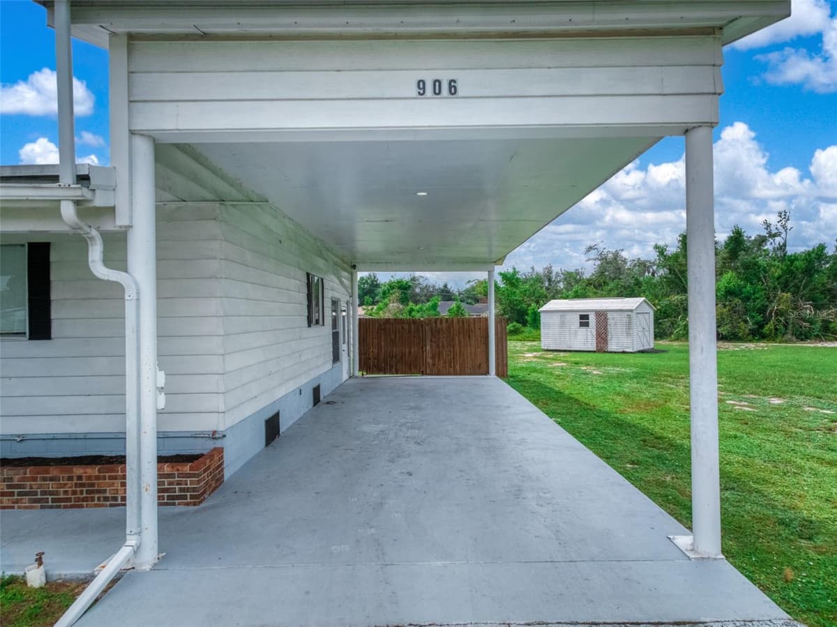 906 WHATLEY COURT — photo 46 of 54