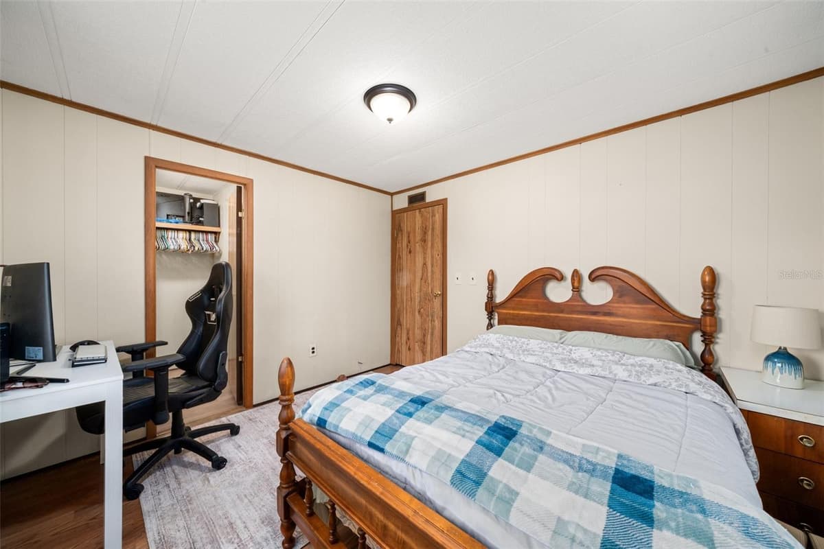 906 WHATLEY COURT — photo 25 of 54