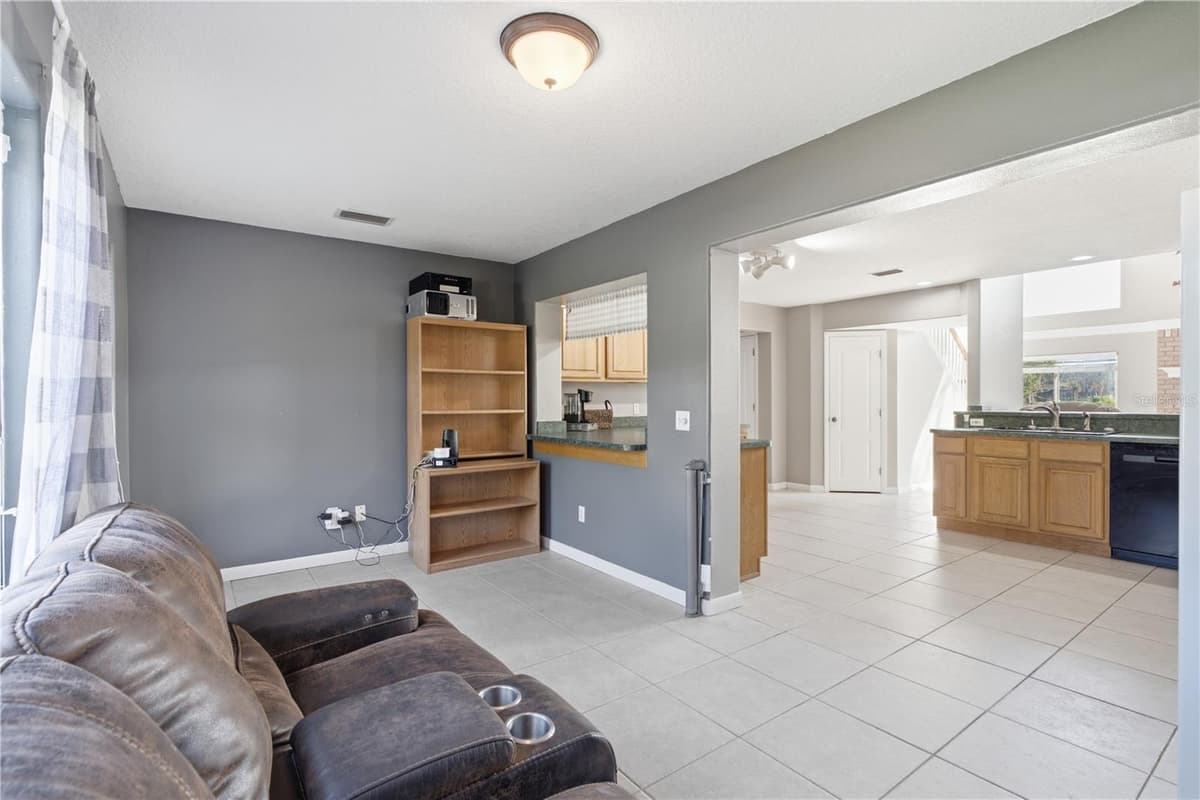 212 PLEASANT STREET — photo 36 of 70