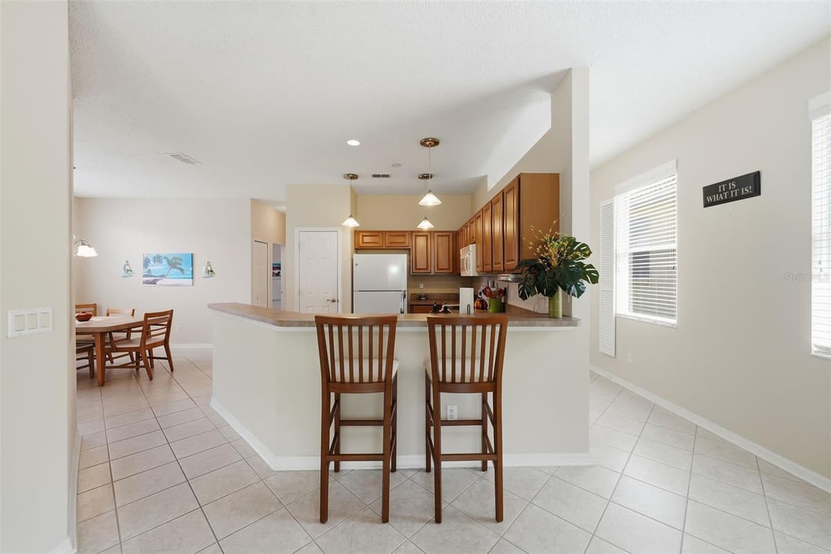 9076 SAINT ANDREWS WAY — photo 14 of 52