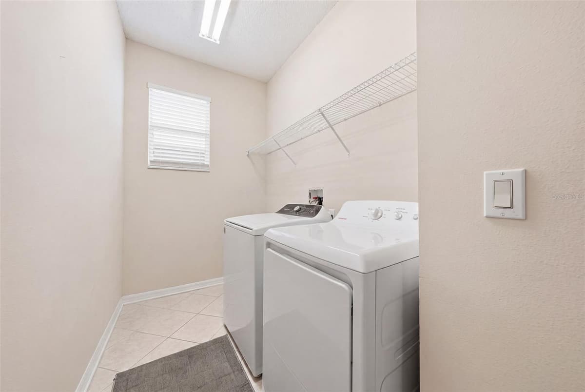 9076 SAINT ANDREWS WAY — photo 37 of 52