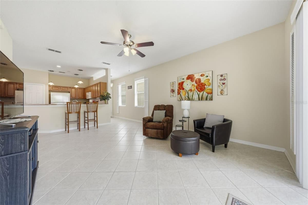 9076 SAINT ANDREWS WAY — photo 10 of 52