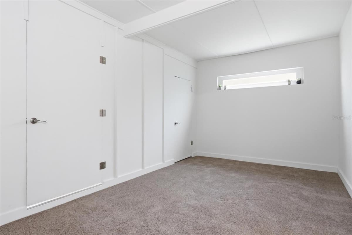 2832 11TH TERRACE — photo 43 of 51