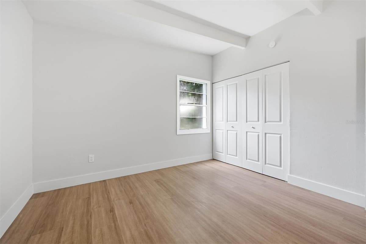 2832 11TH TERRACE — photo 36 of 51