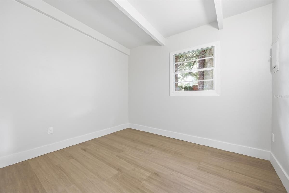 2832 11TH TERRACE — photo 20 of 51