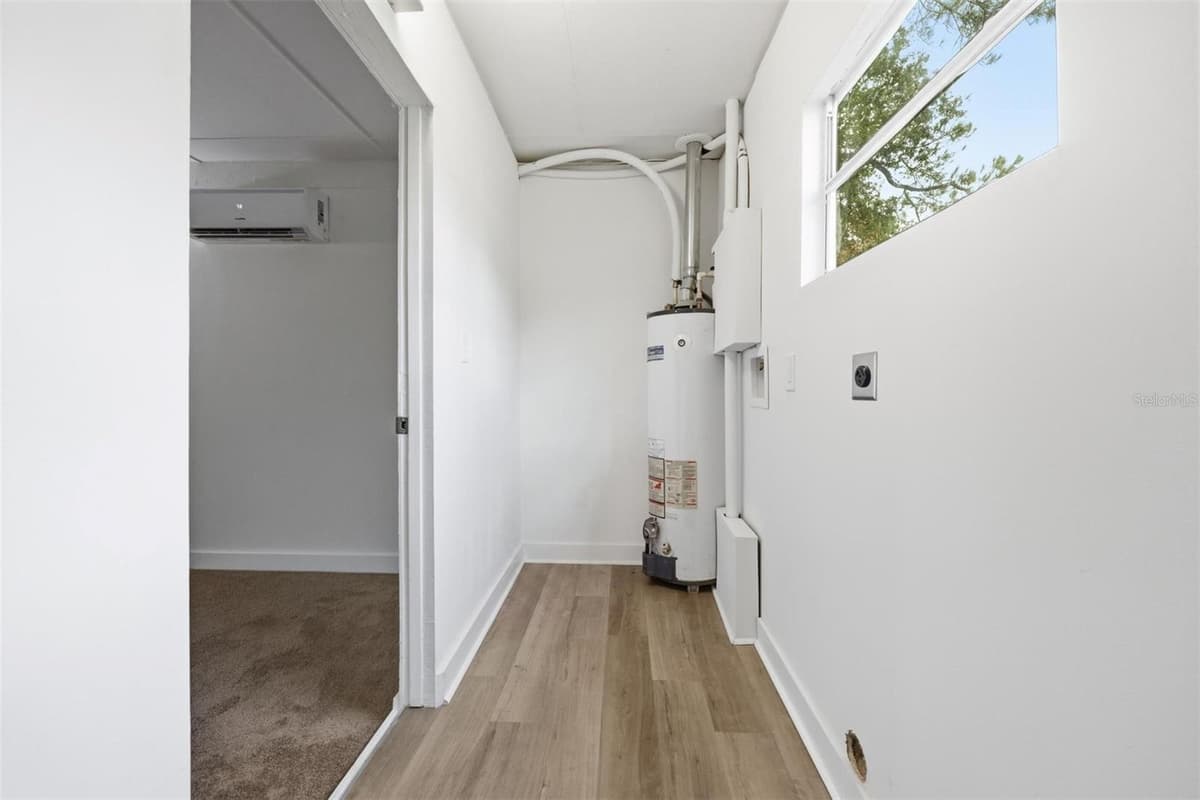 2832 11TH TERRACE — photo 44 of 51