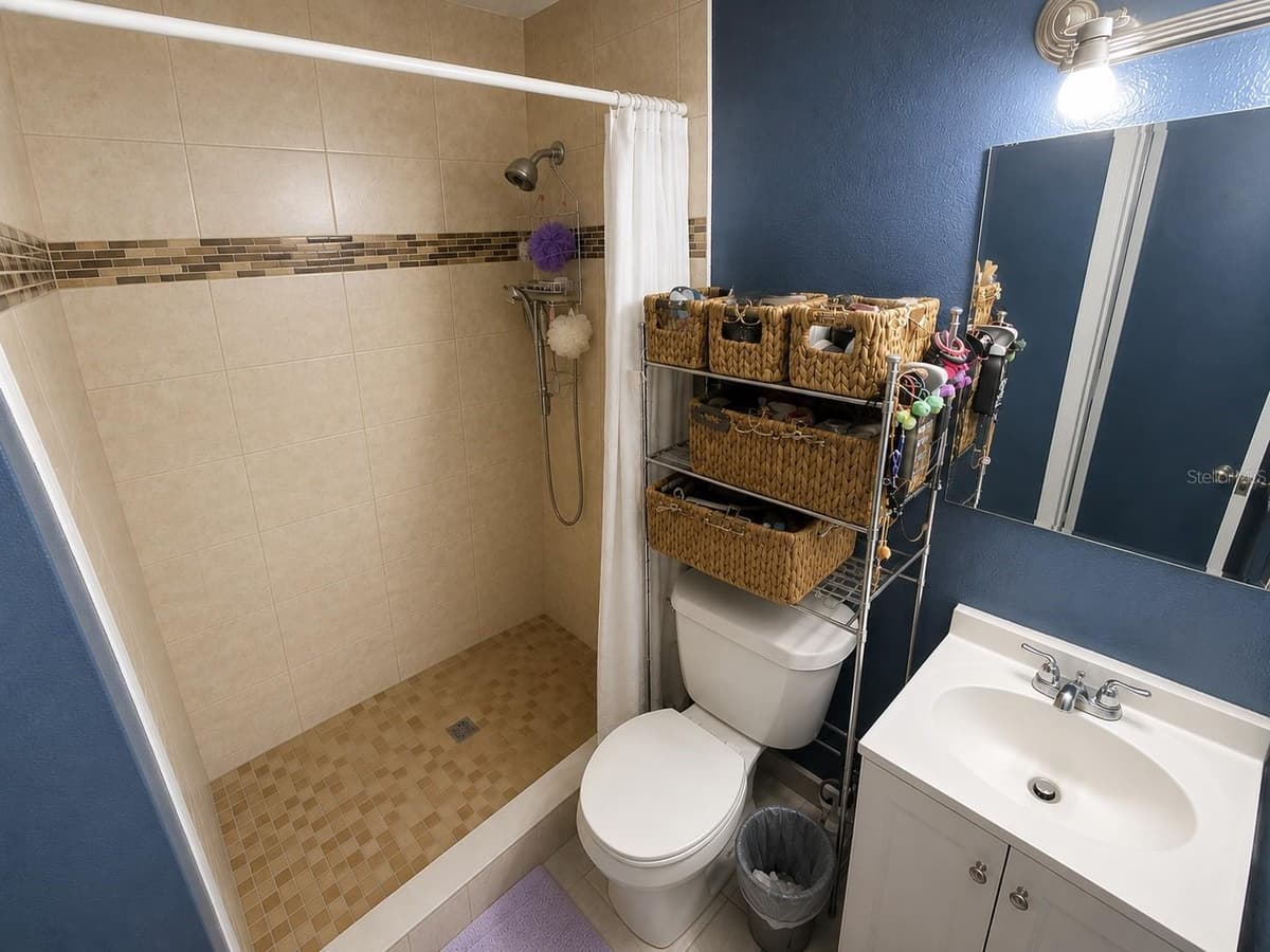7507 CARACAS STREET — photo 8 of 16