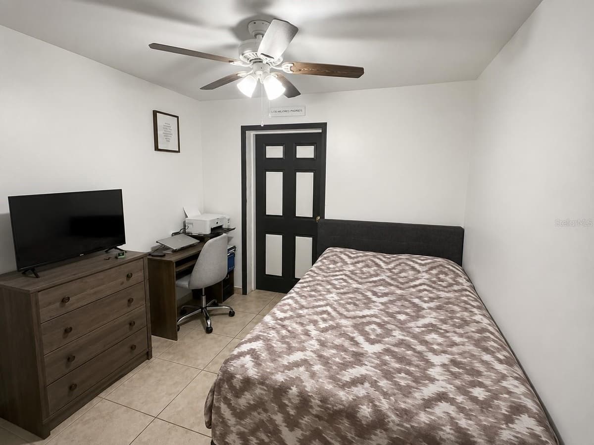 7507 CARACAS STREET — photo 11 of 16