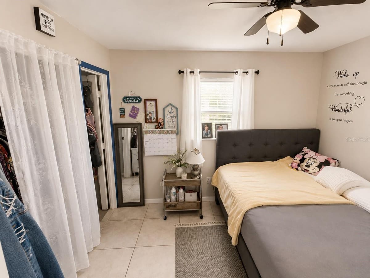 7507 CARACAS STREET — photo 9 of 16