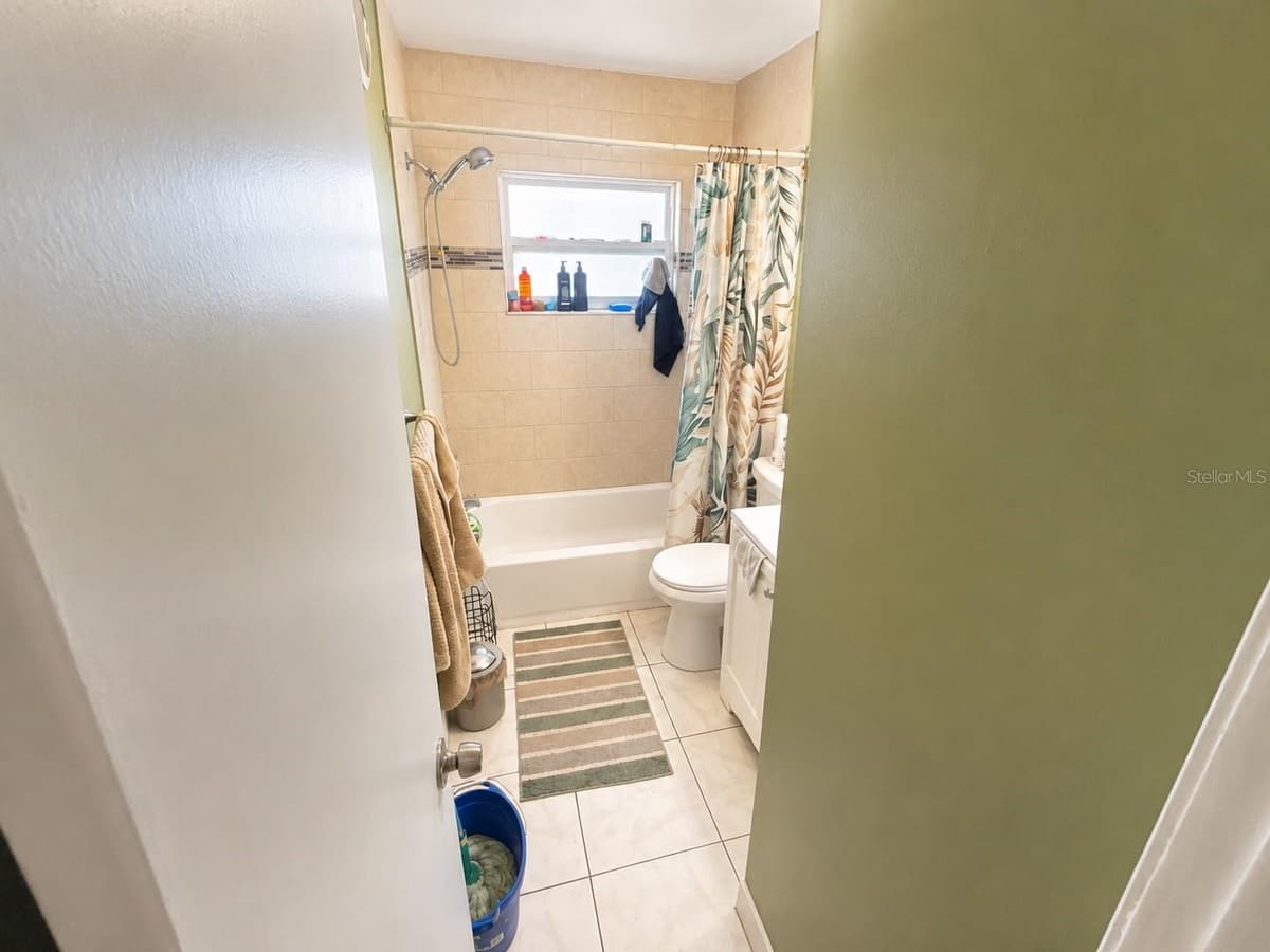 7507 CARACAS STREET — photo 10 of 16