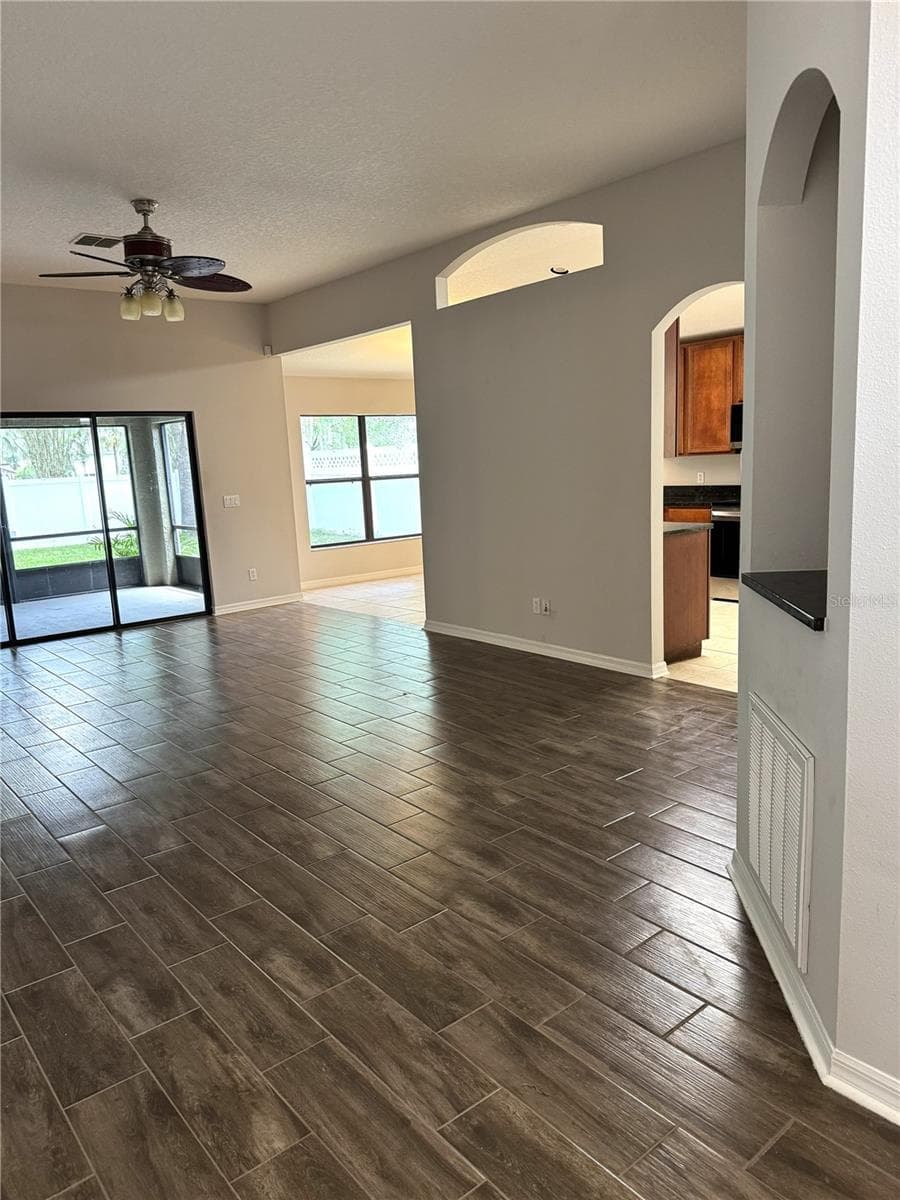 1209 BRAMLEY LANE — photo 7 of 24
