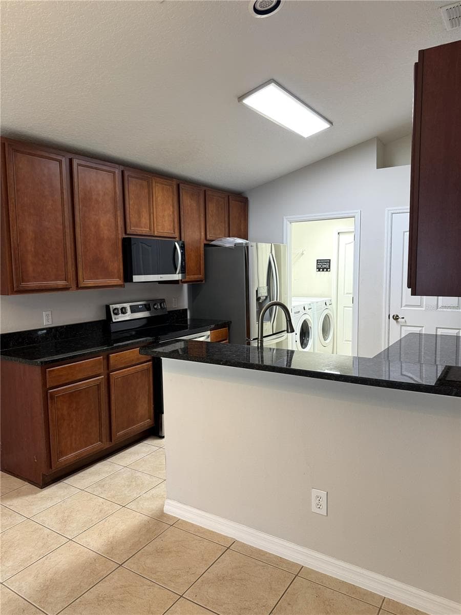 1209 BRAMLEY LANE — photo 8 of 24