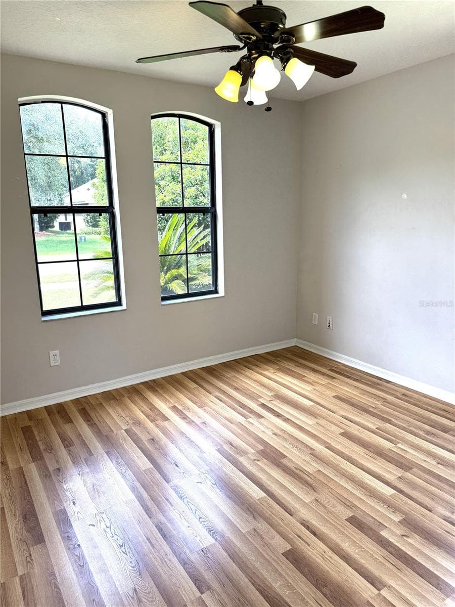 1209 BRAMLEY LANE — photo 13 of 24