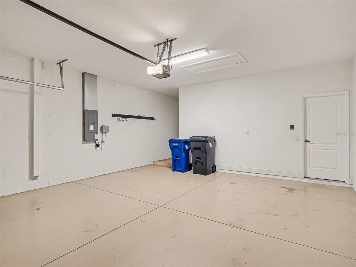 7521 RIDGELAKE CIRCLE — photo 25 of 29