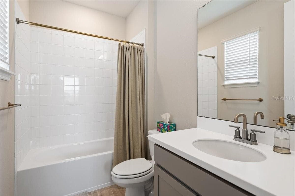 9016 TEQUILA SUNRISE DRIVE — photo 34 of 69
