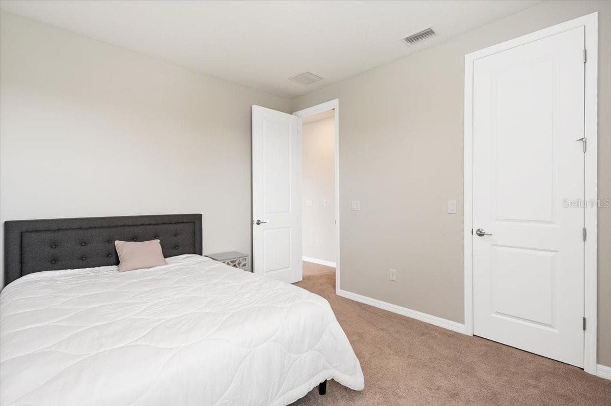 9016 TEQUILA SUNRISE DRIVE — photo 41 of 69