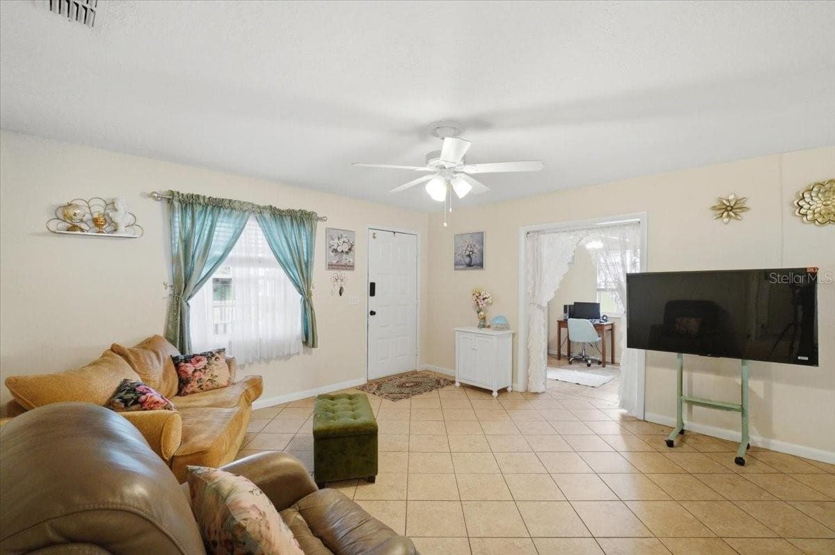 156 MANSEAU DRIVE — photo 12 of 46