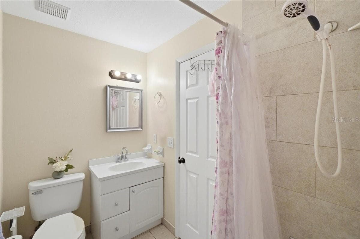 156 MANSEAU DRIVE — photo 30 of 46