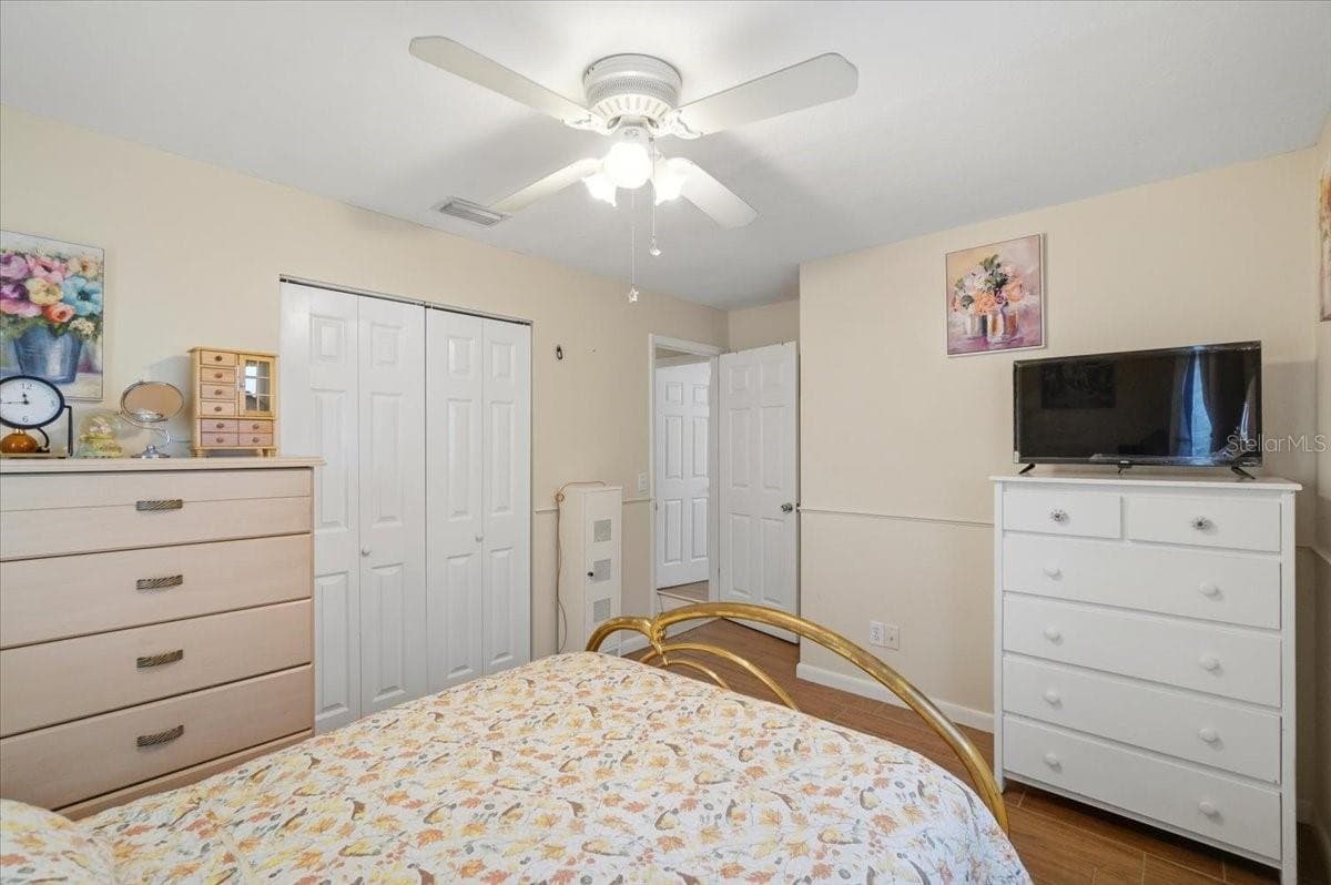 156 MANSEAU DRIVE — photo 29 of 46