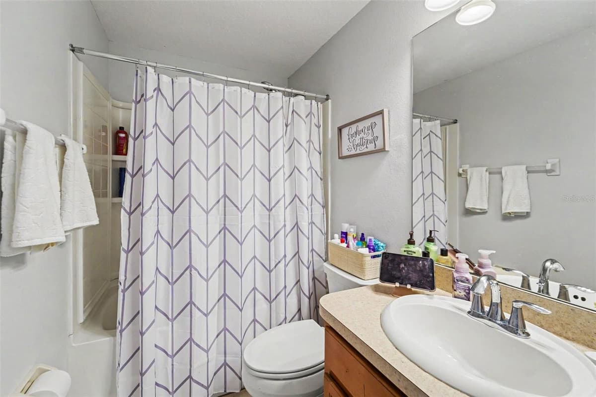 6255 TIMBERLY LN — photo 15 of 28