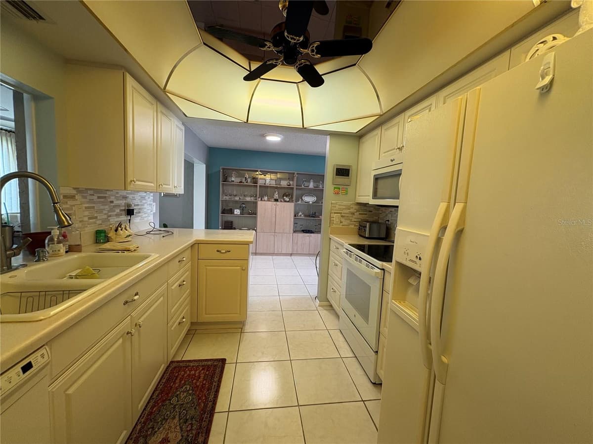 1612 ELMWOOD DRIVE — photo 14 of 44