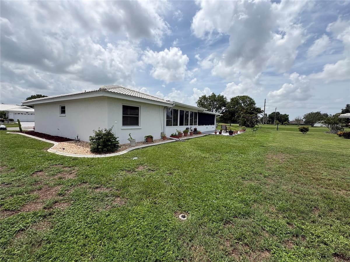 1612 ELMWOOD DRIVE — photo 5 of 44