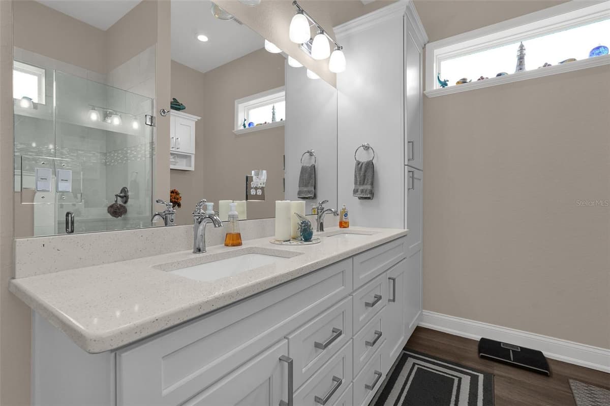 3261 FISH HAWK DRIVE — photo 13 of 43