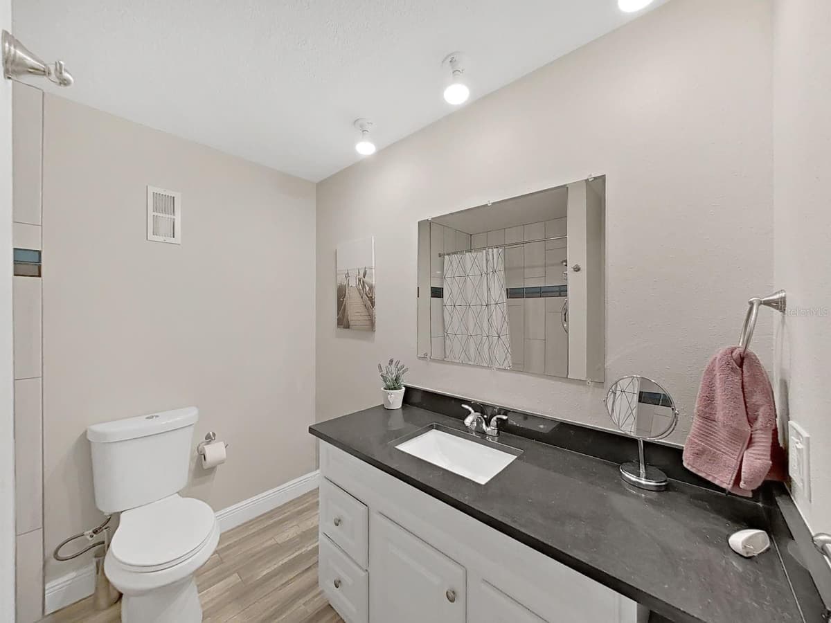 433 PAULA DRIVE — photo 29 of 43