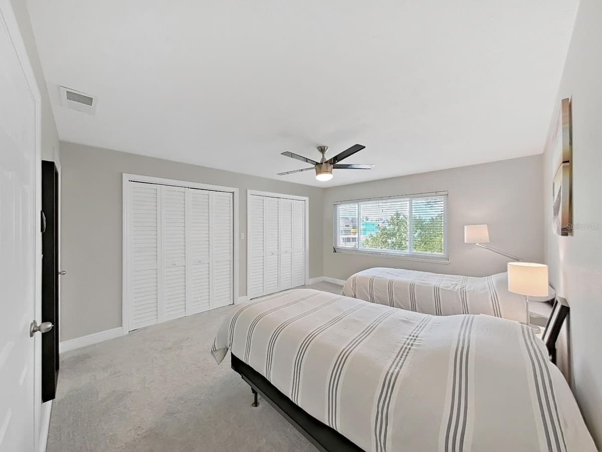 433 PAULA DRIVE — photo 31 of 43