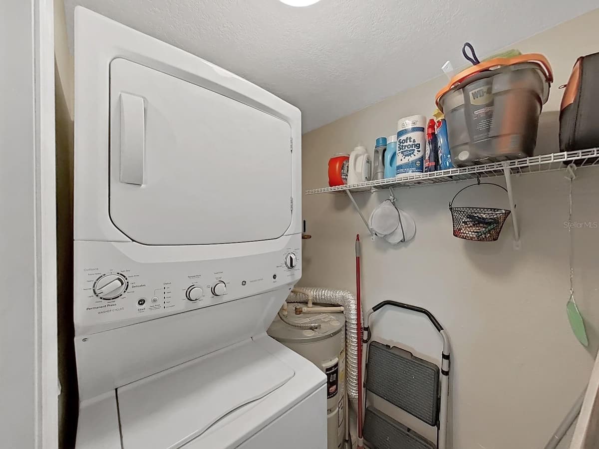433 PAULA DRIVE — photo 14 of 43