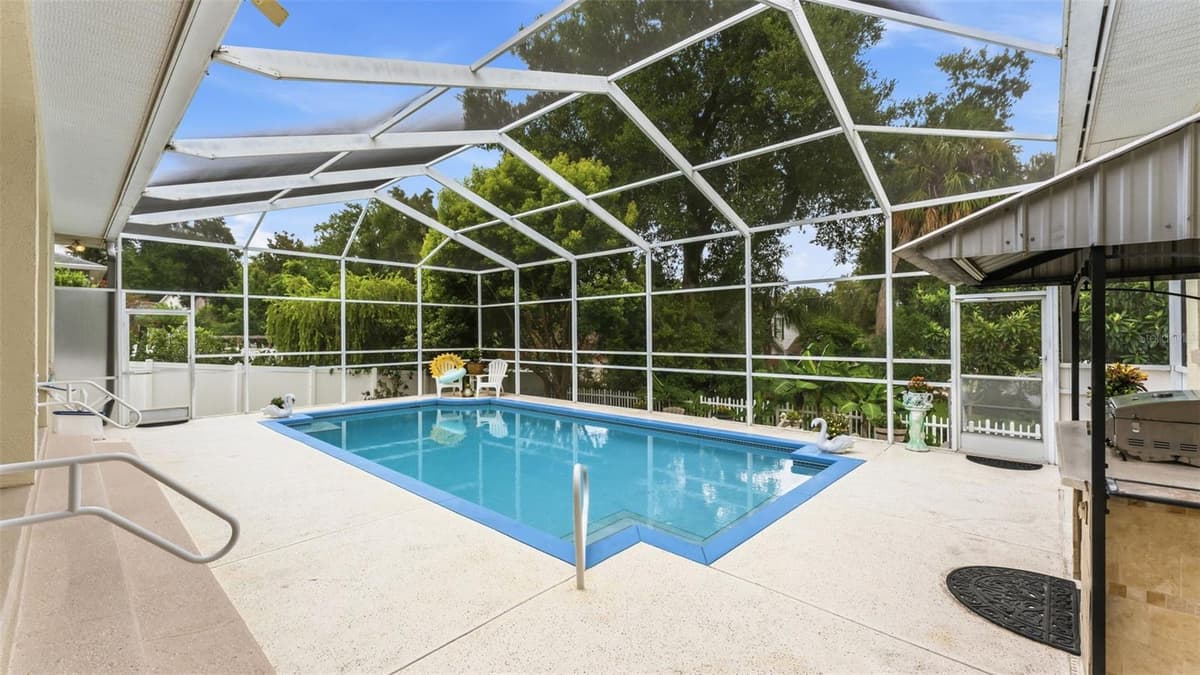 5539 BLOOMFIELD BOULEVARD — photo 11 of 71