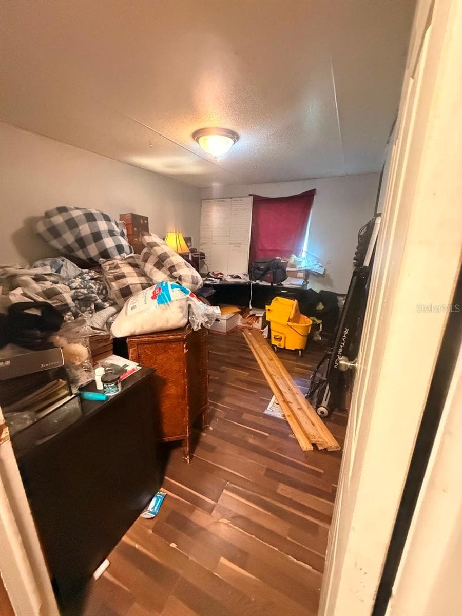 10105 MCMAHON AVENUE — photo 11 of 11