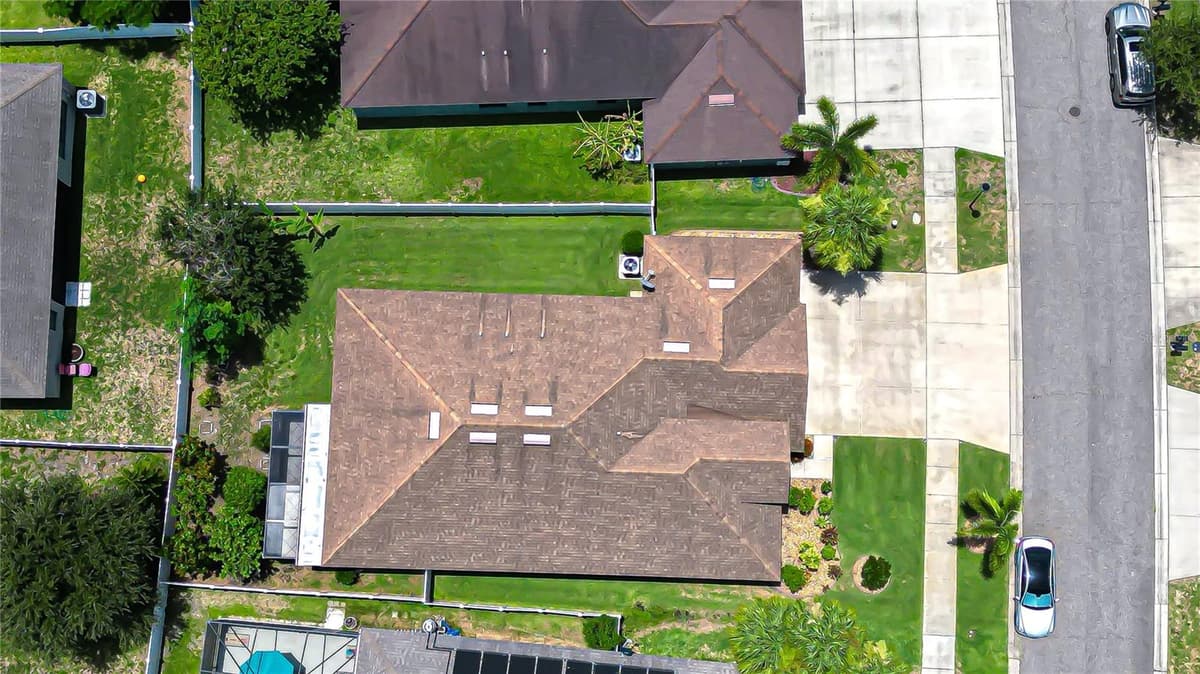 8443 WHITE POPLAR DRIVE — photo 8 of 100
