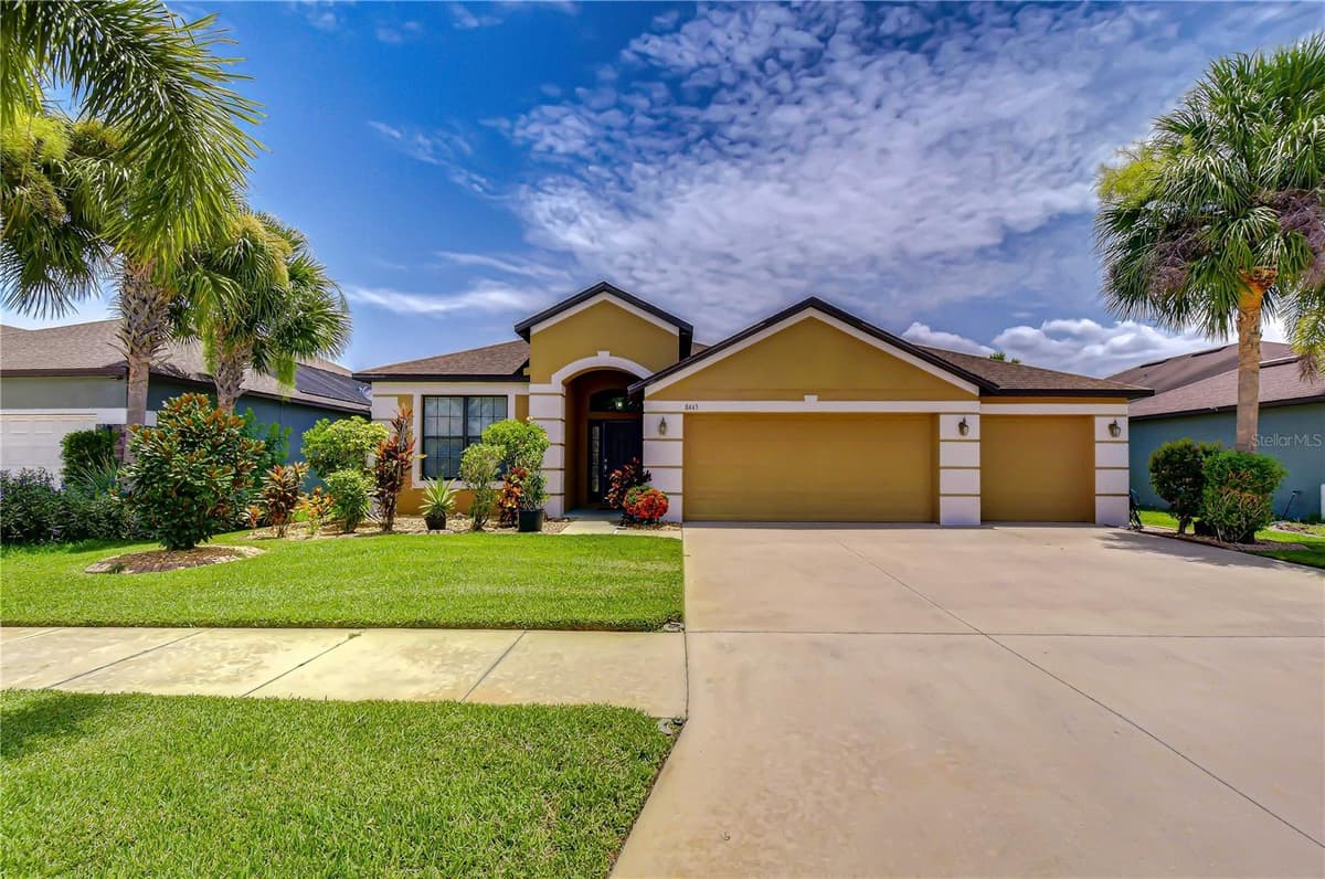 8443 WHITE POPLAR DRIVE — photo 11 of 100